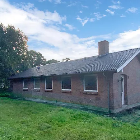 Amazing In Glesborg With Wifi בית נופש Glesborg